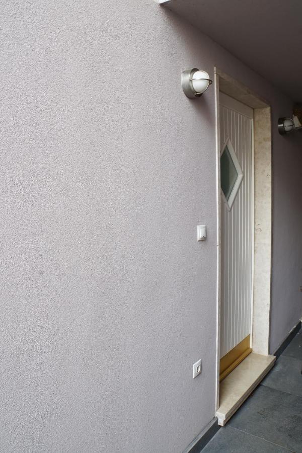 Apartment Flora Пула Екстериор снимка