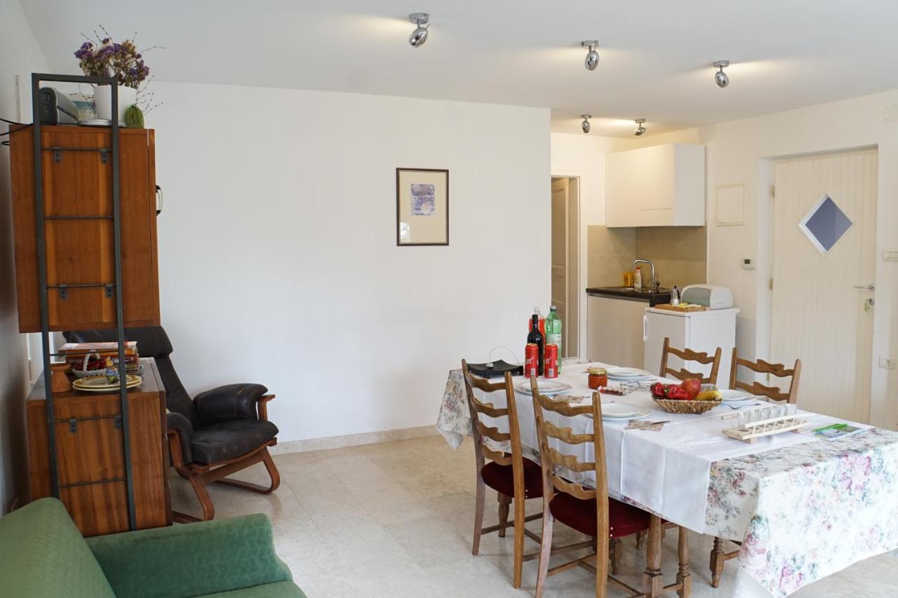 Apartment Flora Пула Екстериор снимка